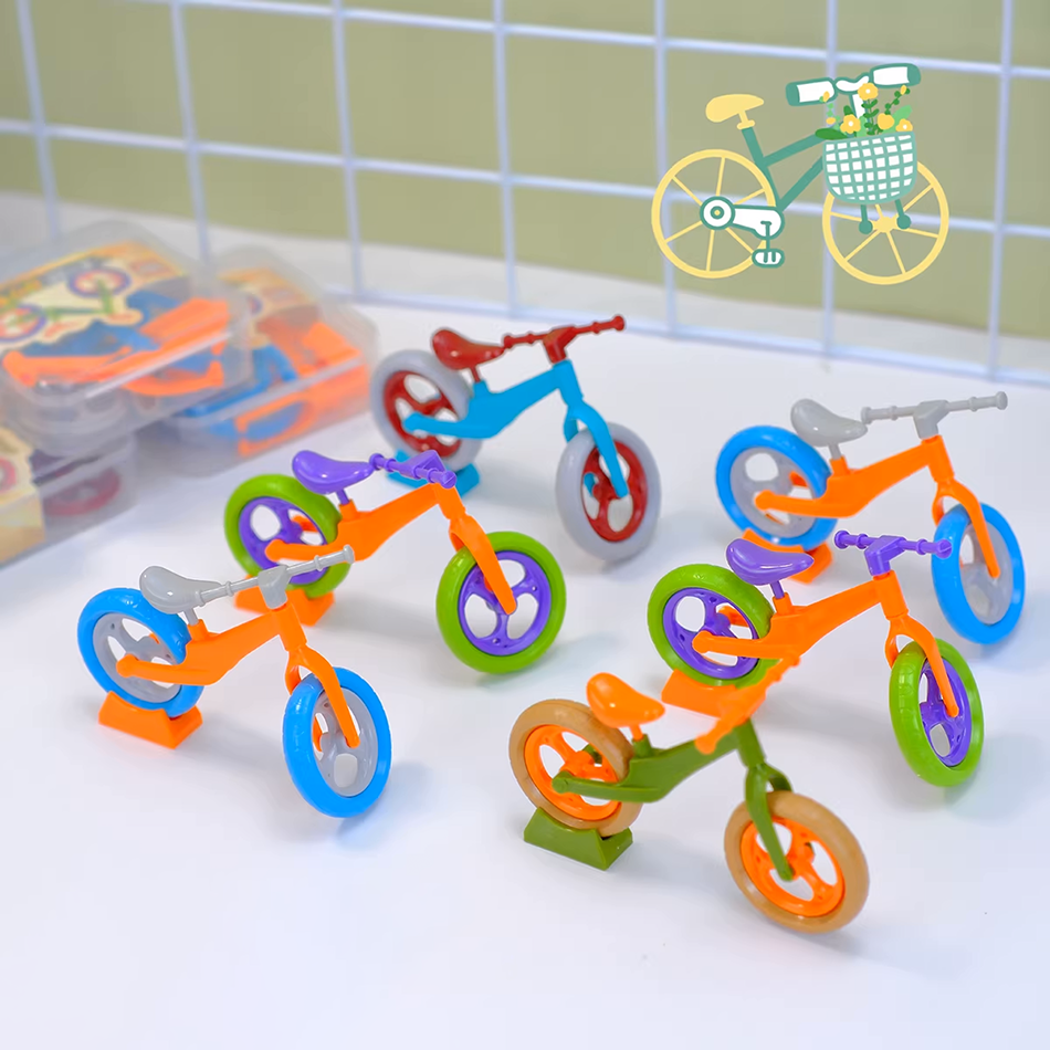 Mountain Biking In Japan - Mini Alloy Bicycle Diecast Model Finger
